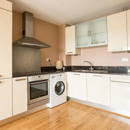 Stylish Central Apt At Aviva Dublin Exterior photo